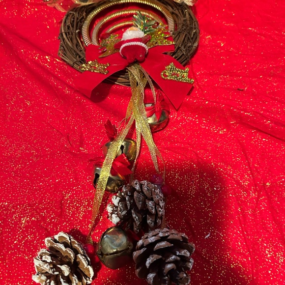 Hand crafted Festive Holiday Wreath with Bells and Pinecones - ring those bells - Picture 2 of 9